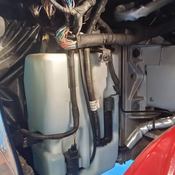 24072026 2012 Aston Martin Virage service 15