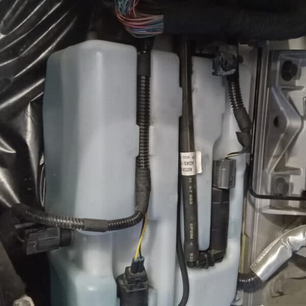 24072026 2012 Aston Martin Virage service 17