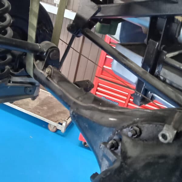 280726 1954 Aston Martin DB2 Steering Box and Anti Roll Bar Assembly 76