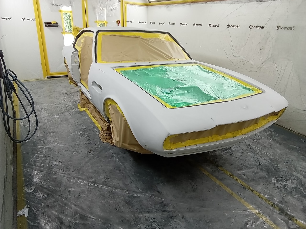290626 1970 Aston Martin DBS Final Primer 5