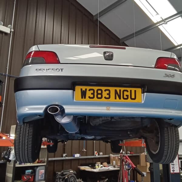 300626 2000 Peugeot 306 New Exhaust 2