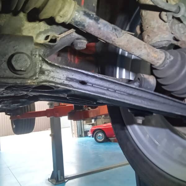 310726 1989 Volkswagen Golf GTi PDI Repairs 21