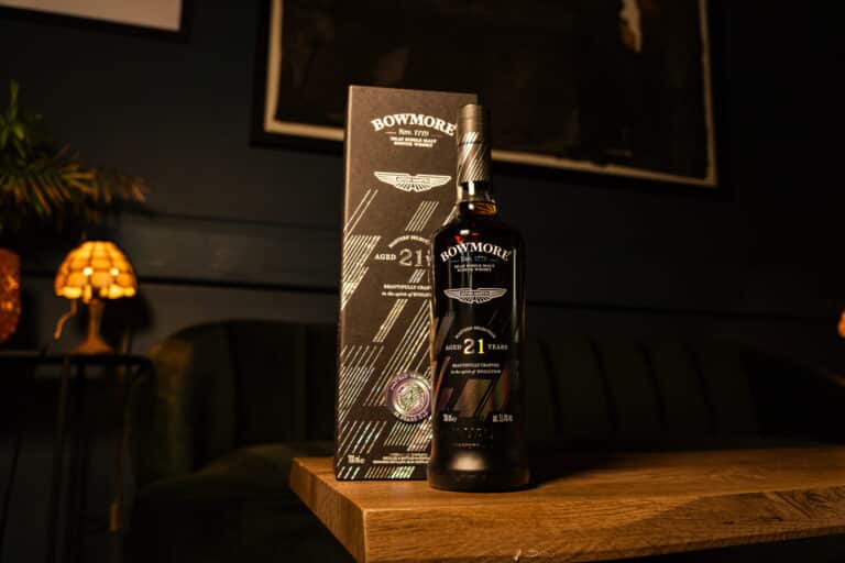 Bowmore 21 Year Old Aston Martin 13