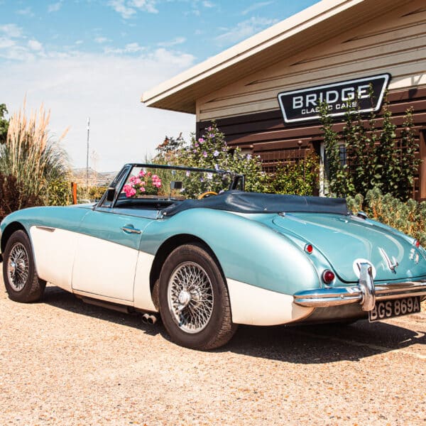 040826 1963 Austin Healey 3000 Arrival Photos 4
