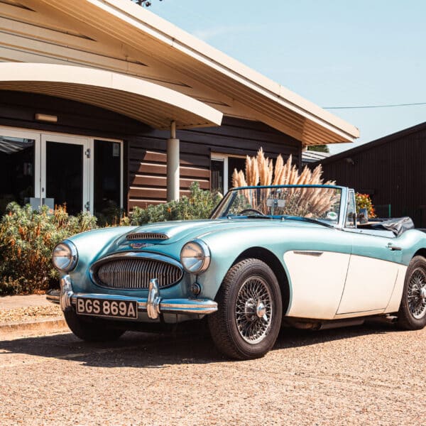 040826 1963 Austin Healey 3000 Arrival Photos