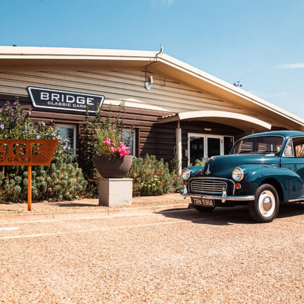 040826 1963 Morris Traveller Arrival 2 1