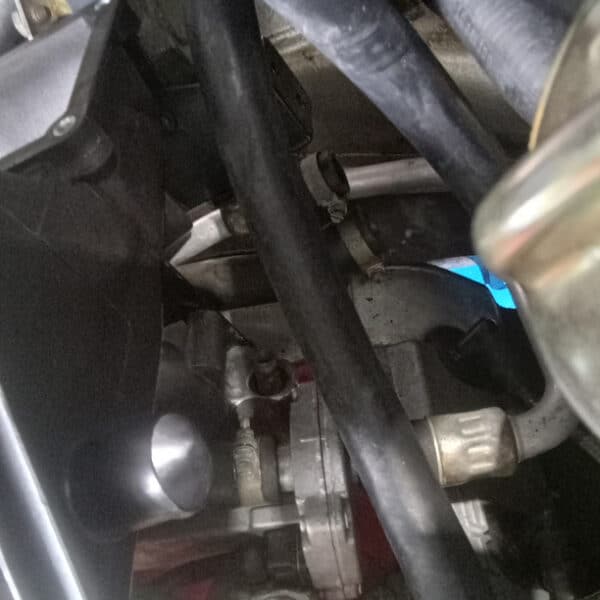 040826 1981 Porsche 911 Air box bracket 3