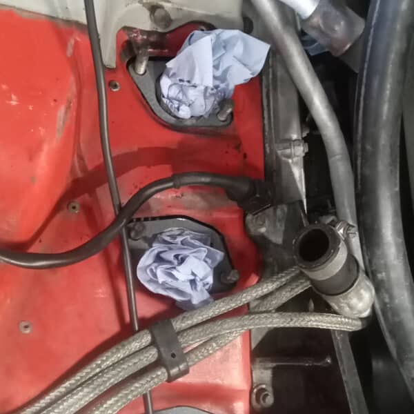 040826 1981 Porsche 911 Fuel Pressure Connector Regulator and Manifold Studs 9