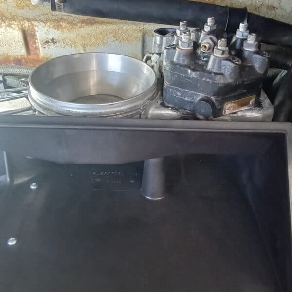 050826 1981 Porsche 911 Air Box Refitted 7