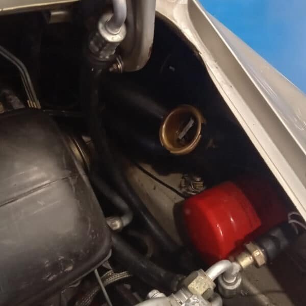 060826 1981 Porsche 911 Engine Oil 3