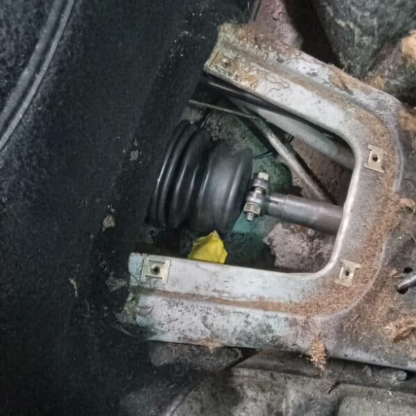 060826 1981 Porsche 911 Idle Gear Selection and Gaiter 5