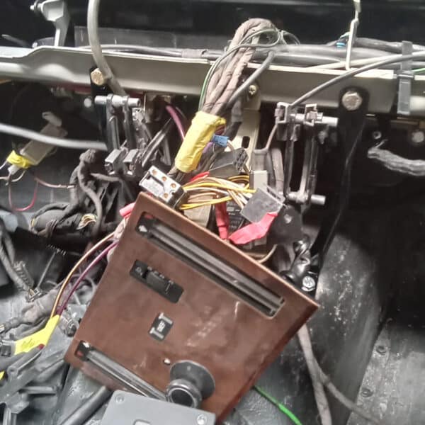 070726 1987 Mercedes 500SL Heater 7