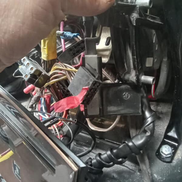 070726 1987 Mercedes 500SL Heater 8