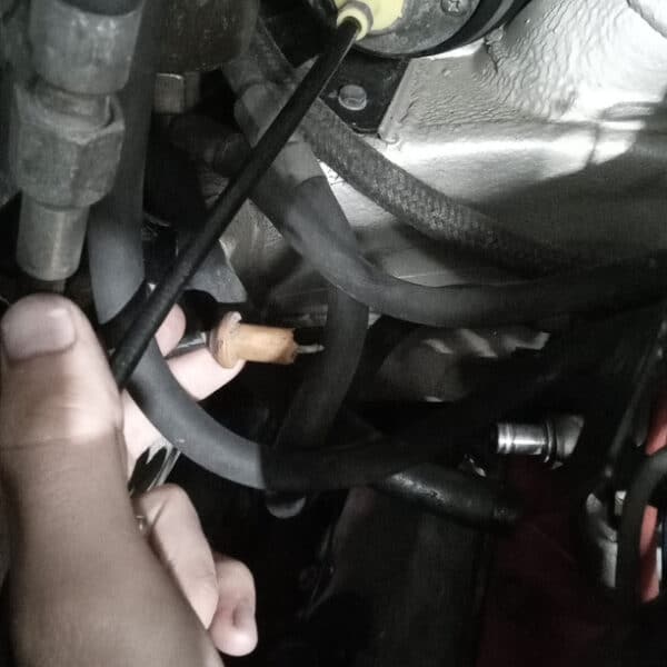 230726 1981 Porsche 911 Broken O2 Sensor Plug 2