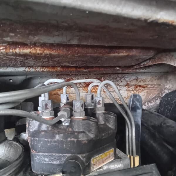 280726 1981 Porsche 911 Air Box Removed 4