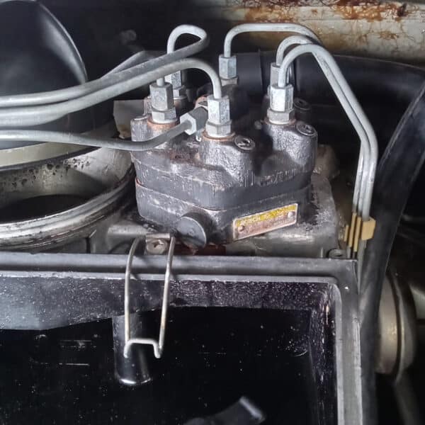 280726 1981 Porsche 911 Air Box Removed 7