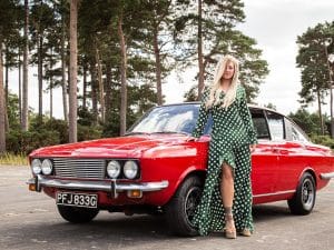 040722 - 1969 Sunbeam Rapier Lifestyle