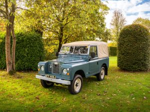1971 Land Rover Series IIA Blue_ (1)