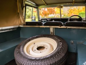 1971 Land Rover Series IIA Blue_ (35)