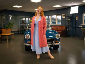 1973 MG B Blue_ (10)