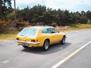 1973 Reliant Scimitar GTE Driving comp-08
