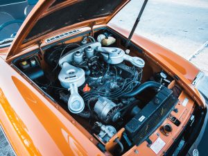 1975 MGB GT V8 - Orange-17