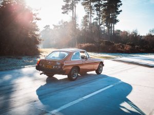 1975 MGB GT V8 - Orange - in motion-4