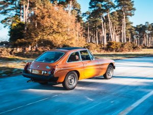 1975 MGB GT V8 - Orange - in motion-7