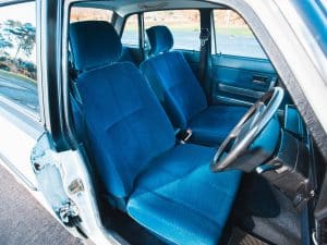 1987 Volvo 240 GL Comp-02