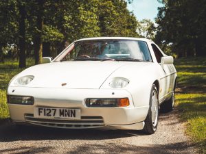 1989 Porsche 928 S4 Product Photos