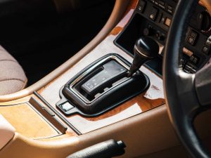 1990 Jaguar XJ6 at Suffolk Food Hall-34