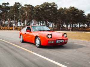 1990 Porsche 944 turbo in motion-3