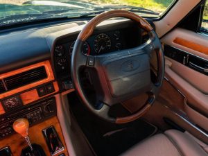 1995 Jaguar XJS_ (29)