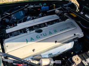 1995 Jaguar XJS_ (43)