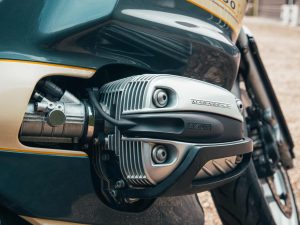 2002 BMW R1150RS Product Photos-14