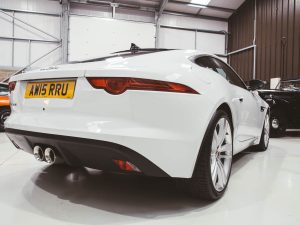 2015 Jaguar F-Type Competition Photos-22