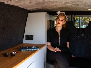 2015_Volkswagen T5.1 Camper Silver_(88)