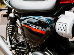 2020 Triumph Street Twin-11