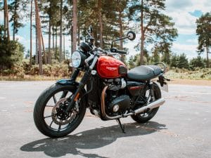 2020 Triumph Street Twin-16