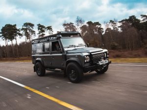 Land Rover Defender Comp Photos - in motion-03