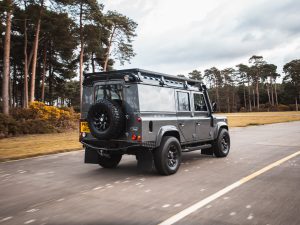 Land Rover Defender Comp Photos - in motion-09