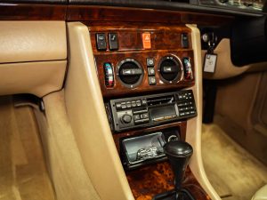 Mercedes 300CE Red - 1991_ (75)