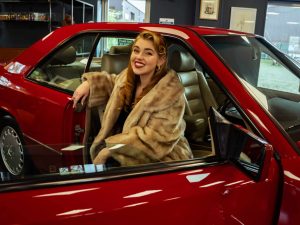 Mercedes 300CE Red - 1991_ (90)