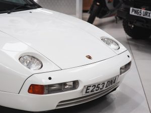 Porsche 928 S4-27