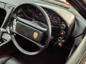 Porsche 928 Series 4 Red 1989_ (53)