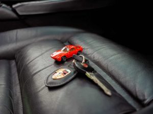 Porsche 928 Series 4 Red 1989_ (85)