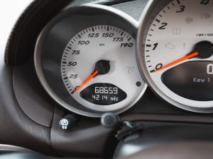 Porsche Cayman S Orange-04