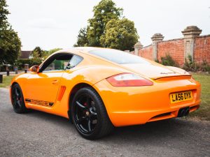 Porsche Cayman S Orange-16